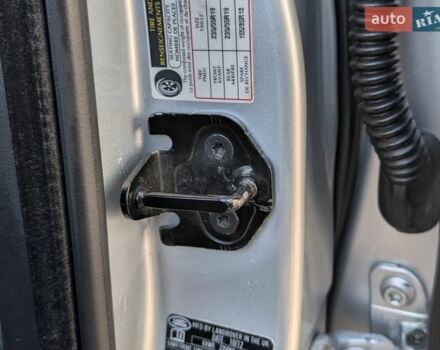 Серый Ленд Ровер Рендж Ровер Эвок, объемом двигателя 2 л и пробегом 168 тыс. км за 13900 $, фото 32 на Automoto.ua