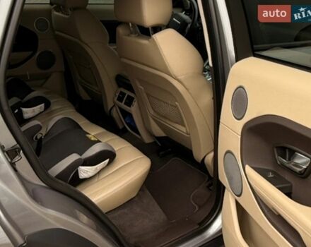 Сірий Ленд Ровер Рендж Ровер Евок, об'ємом двигуна 2 л та пробігом 280 тис. км за 14800 $, фото 26 на Automoto.ua