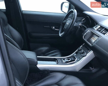 Сірий Ленд Ровер Рендж Ровер Евок, об'ємом двигуна 2 л та пробігом 192 тис. км за 14800 $, фото 56 на Automoto.ua