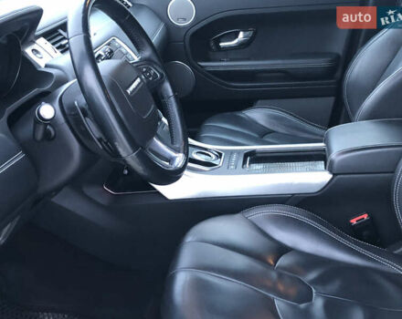 Сірий Ленд Ровер Рендж Ровер Евок, об'ємом двигуна 2 л та пробігом 192 тис. км за 14800 $, фото 41 на Automoto.ua