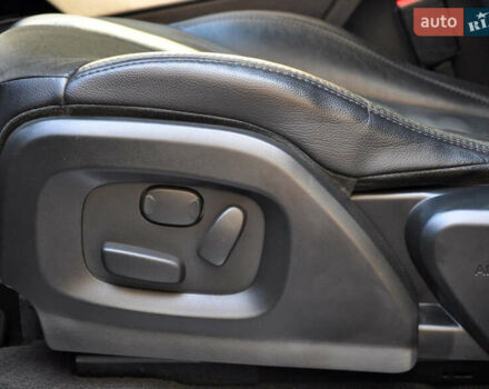 Сірий Ленд Ровер Рендж Ровер Евок, об'ємом двигуна 2 л та пробігом 250 тис. км за 15400 $, фото 10 на Automoto.ua
