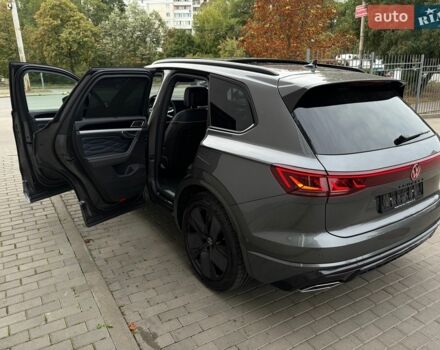 Сірий Ленд Ровер Рендж Ровер Евок, об'ємом двигуна 2 л та пробігом 170 тис. км за 13048 $, фото 3 на Automoto.ua