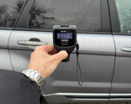 Сірий Ленд Ровер Рендж Ровер Евок, об'ємом двигуна 2 л та пробігом 144 тис. км за 13500 $, фото 29 на Automoto.ua