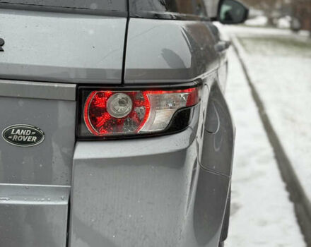Сірий Ленд Ровер Рендж Ровер Евок, об'ємом двигуна 2 л та пробігом 250 тис. км за 12999 $, фото 4 на Automoto.ua