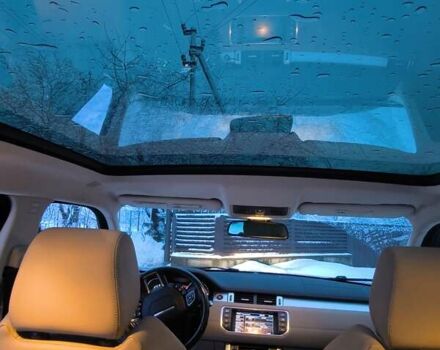 Сірий Ленд Ровер Рендж Ровер Евок, об'ємом двигуна 2 л та пробігом 240 тис. км за 16100 $, фото 9 на Automoto.ua