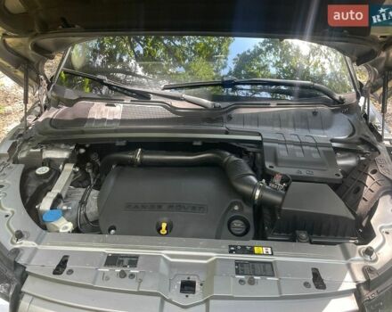 Сірий Ленд Ровер Рендж Ровер Евок, об'ємом двигуна 2.2 л та пробігом 247 тис. км за 15500 $, фото 26 на Automoto.ua