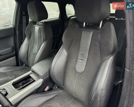 Сірий Ленд Ровер Рендж Ровер Евок, об'ємом двигуна 2 л та пробігом 144 тис. км за 13500 $, фото 8 на Automoto.ua