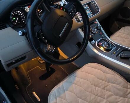 Сірий Ленд Ровер Рендж Ровер Евок, об'ємом двигуна 2 л та пробігом 240 тис. км за 16100 $, фото 5 на Automoto.ua