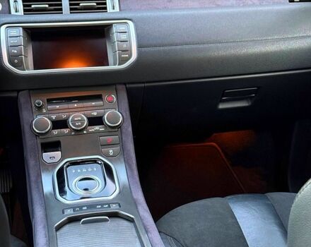 Сірий Ленд Ровер Рендж Ровер Евок, об'ємом двигуна 2 л та пробігом 145 тис. км за 14500 $, фото 11 на Automoto.ua