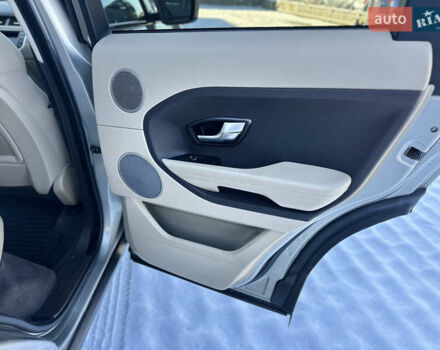 Сірий Ленд Ровер Рендж Ровер Евок, об'ємом двигуна 2 л та пробігом 240 тис. км за 13350 $, фото 32 на Automoto.ua