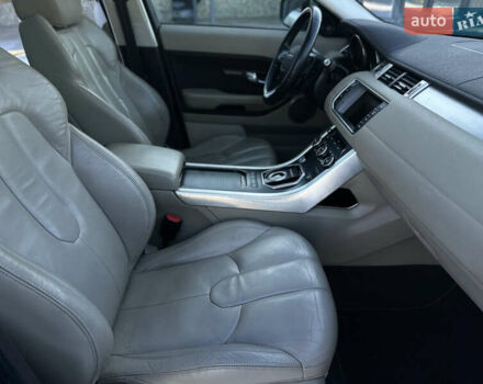 Сірий Ленд Ровер Рендж Ровер Евок, об'ємом двигуна 2 л та пробігом 240 тис. км за 13350 $, фото 38 на Automoto.ua