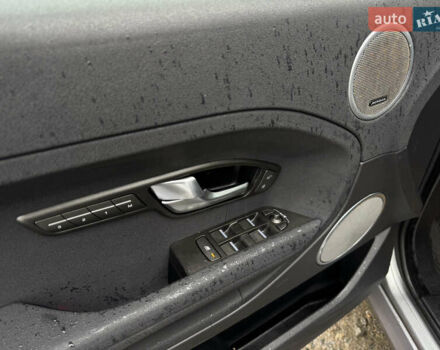Сірий Ленд Ровер Рендж Ровер Евок, об'ємом двигуна 2 л та пробігом 144 тис. км за 13500 $, фото 14 на Automoto.ua
