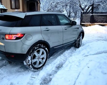 Сірий Ленд Ровер Рендж Ровер Евок, об'ємом двигуна 2 л та пробігом 24000 тис. км за 16100 $, фото 3 на Automoto.ua