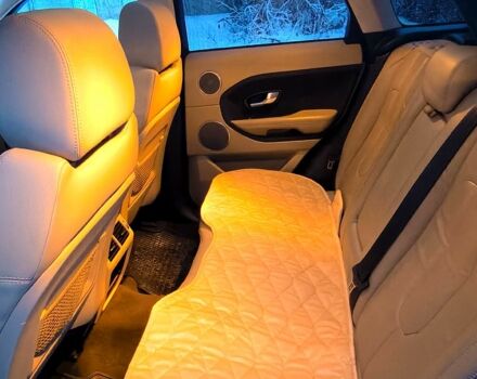 Сірий Ленд Ровер Рендж Ровер Евок, об'ємом двигуна 2 л та пробігом 24000 тис. км за 16100 $, фото 6 на Automoto.ua