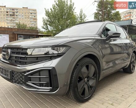 Сірий Ленд Ровер Рендж Ровер Евок, об'ємом двигуна 2 л та пробігом 170 тис. км за 13048 $, фото 1 на Automoto.ua