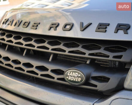 Сірий Ленд Ровер Рендж Ровер Евок, об'ємом двигуна 2 л та пробігом 250 тис. км за 15400 $, фото 15 на Automoto.ua