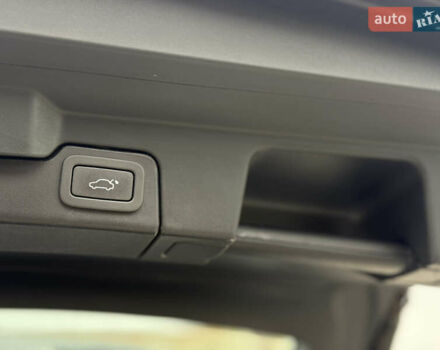 Серый Ленд Ровер Рендж Ровер Эвок, объемом двигателя 2.2 л и пробегом 193 тыс. км за 21200 $, фото 34 на Automoto.ua