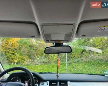 Серый Ленд Ровер Рендж Ровер Эвок, объемом двигателя 2.18 л и пробегом 207 тыс. км за 23000 $, фото 2 на Automoto.ua