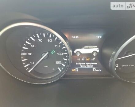 Сірий Ленд Ровер Рендж Ровер Евок, об'ємом двигуна 2 л та пробігом 137 тис. км за 15555 $, фото 17 на Automoto.ua