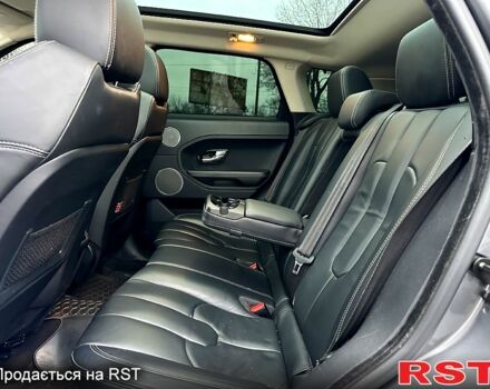 Сірий Ленд Ровер Рендж Ровер Евок, об'ємом двигуна 2 л та пробігом 100 тис. км за 18500 $, фото 7 на Automoto.ua