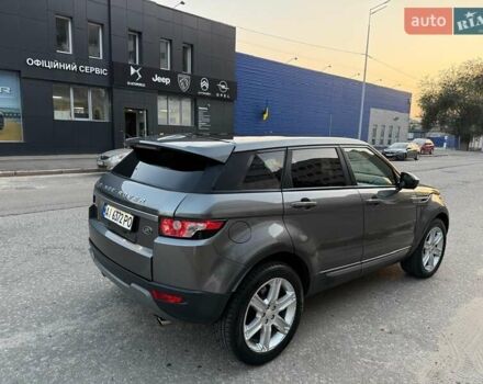Серый Ленд Ровер Рендж Ровер Эвок, объемом двигателя 2 л и пробегом 250 тыс. км за 14200 $, фото 2 на Automoto.ua