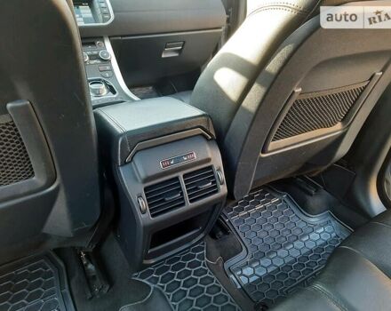 Сірий Ленд Ровер Рендж Ровер Евок, об'ємом двигуна 2 л та пробігом 137 тис. км за 15555 $, фото 36 на Automoto.ua