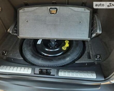 Сірий Ленд Ровер Рендж Ровер Евок, об'ємом двигуна 2 л та пробігом 137 тис. км за 15555 $, фото 29 на Automoto.ua