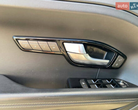 Серый Ленд Ровер Рендж Ровер Эвок, объемом двигателя 2 л и пробегом 109 тыс. км за 16500 $, фото 9 на Automoto.ua