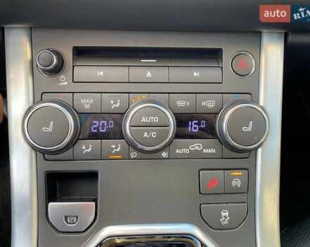 Серый Ленд Ровер Рендж Ровер Эвок, объемом двигателя 2 л и пробегом 109 тыс. км за 16500 $, фото 22 на Automoto.ua