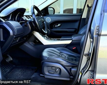 Серый Ленд Ровер Рендж Ровер Эвок, объемом двигателя 2 л и пробегом 129 тыс. км за 16500 $, фото 7 на Automoto.ua