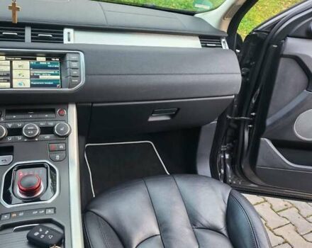 Серый Ленд Ровер Рендж Ровер Эвок, объемом двигателя 2.18 л и пробегом 207 тыс. км за 23000 $, фото 4 на Automoto.ua