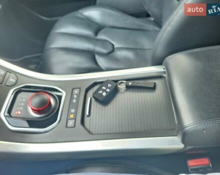 Серый Ленд Ровер Рендж Ровер Эвок, объемом двигателя 2.18 л и пробегом 207 тыс. км за 23000 $, фото 29 на Automoto.ua