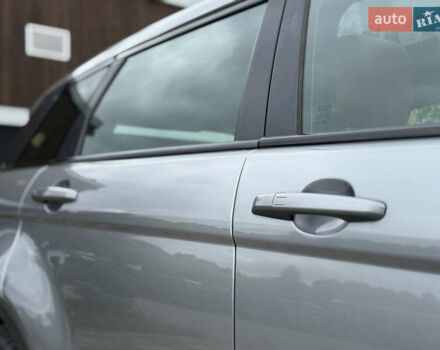 Серый Ленд Ровер Рендж Ровер Эвок, объемом двигателя 2.2 л и пробегом 193 тыс. км за 21200 $, фото 23 на Automoto.ua