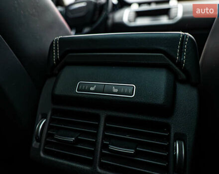 Сірий Ленд Ровер Рендж Ровер Евок, об'ємом двигуна 2 л та пробігом 112 тис. км за 15541 $, фото 21 на Automoto.ua