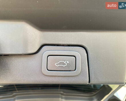 Серый Ленд Ровер Рендж Ровер Эвок, объемом двигателя 2 л и пробегом 109 тыс. км за 16500 $, фото 18 на Automoto.ua