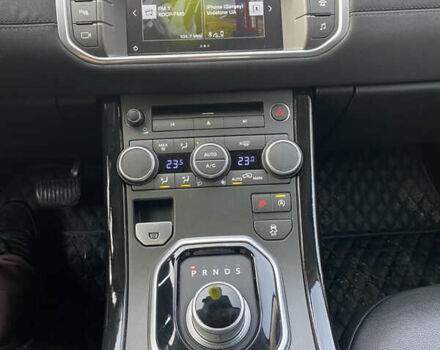 Сірий Ленд Ровер Рендж Ровер Евок, об'ємом двигуна 2 л та пробігом 110 тис. км за 18999 $, фото 23 на Automoto.ua