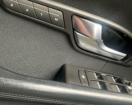 Серый Ленд Ровер Рендж Ровер Эвок, объемом двигателя 2 л и пробегом 117 тыс. км за 17650 $, фото 23 на Automoto.ua