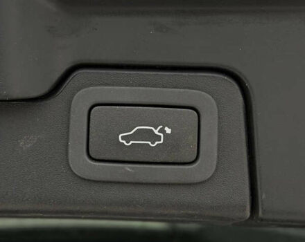 Серый Ленд Ровер Рендж Ровер Эвок, объемом двигателя 2 л и пробегом 204 тыс. км за 13999 $, фото 28 на Automoto.ua