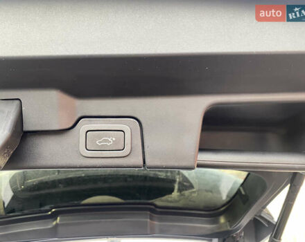 Сірий Ленд Ровер Рендж Ровер Евок, об'ємом двигуна 2 л та пробігом 111 тис. км за 18700 $, фото 26 на Automoto.ua