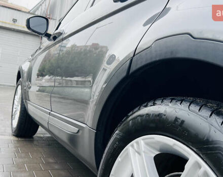 Сірий Ленд Ровер Рендж Ровер Евок, об'ємом двигуна 2 л та пробігом 220 тис. км за 13300 $, фото 30 на Automoto.ua