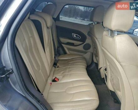 Серый Ленд Ровер Рендж Ровер Эвок, объемом двигателя 2 л и пробегом 175 тыс. км за 10900 $, фото 5 на Automoto.ua