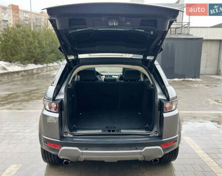 Сірий Ленд Ровер Рендж Ровер Евок, об'ємом двигуна 2 л та пробігом 220 тис. км за 13300 $, фото 47 на Automoto.ua