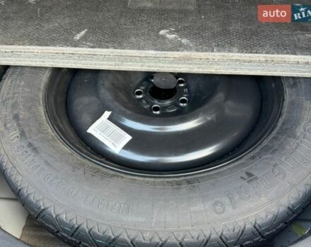 Серый Ленд Ровер Рендж Ровер Эвок, объемом двигателя 2 л и пробегом 249 тыс. км за 17500 $, фото 1 на Automoto.ua