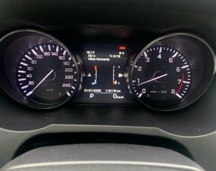 Серый Ленд Ровер Рендж Ровер Эвок, объемом двигателя 2 л и пробегом 117 тыс. км за 17650 $, фото 1 на Automoto.ua