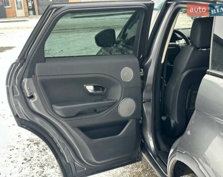 Сірий Ленд Ровер Рендж Ровер Евок, об'ємом двигуна 2 л та пробігом 219 тис. км за 11800 $, фото 28 на Automoto.ua