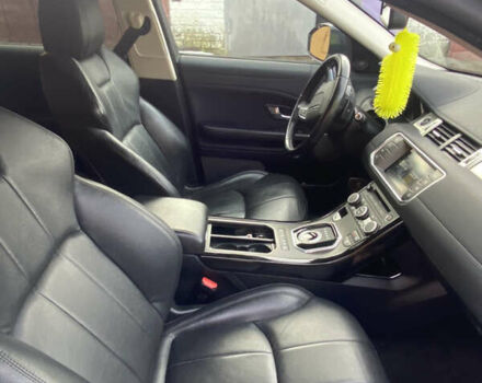 Сірий Ленд Ровер Рендж Ровер Евок, об'ємом двигуна 2 л та пробігом 111 тис. км за 18700 $, фото 17 на Automoto.ua