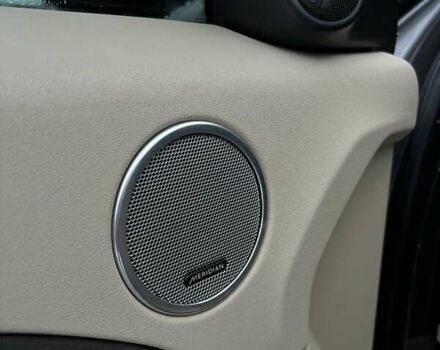 Сірий Ленд Ровер Рендж Ровер Евок, об'ємом двигуна 2 л та пробігом 184 тис. км за 14950 $, фото 12 на Automoto.ua