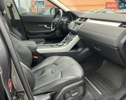 Сірий Ленд Ровер Рендж Ровер Евок, об'ємом двигуна 2 л та пробігом 110 тис. км за 16890 $, фото 12 на Automoto.ua