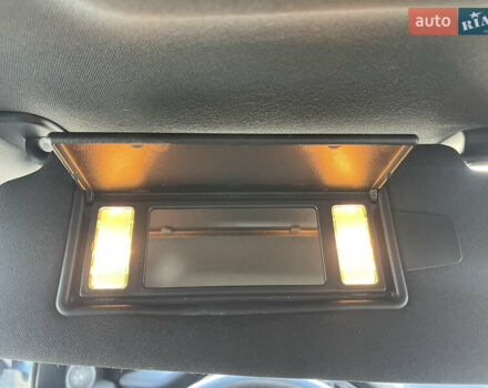 Сірий Ленд Ровер Рендж Ровер Евок, об'ємом двигуна 2 л та пробігом 104 тис. км за 18700 $, фото 43 на Automoto.ua