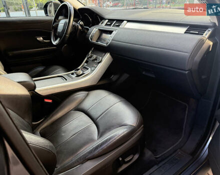 Сірий Ленд Ровер Рендж Ровер Евок, об'ємом двигуна 2 л та пробігом 158 тис. км за 17900 $, фото 14 на Automoto.ua